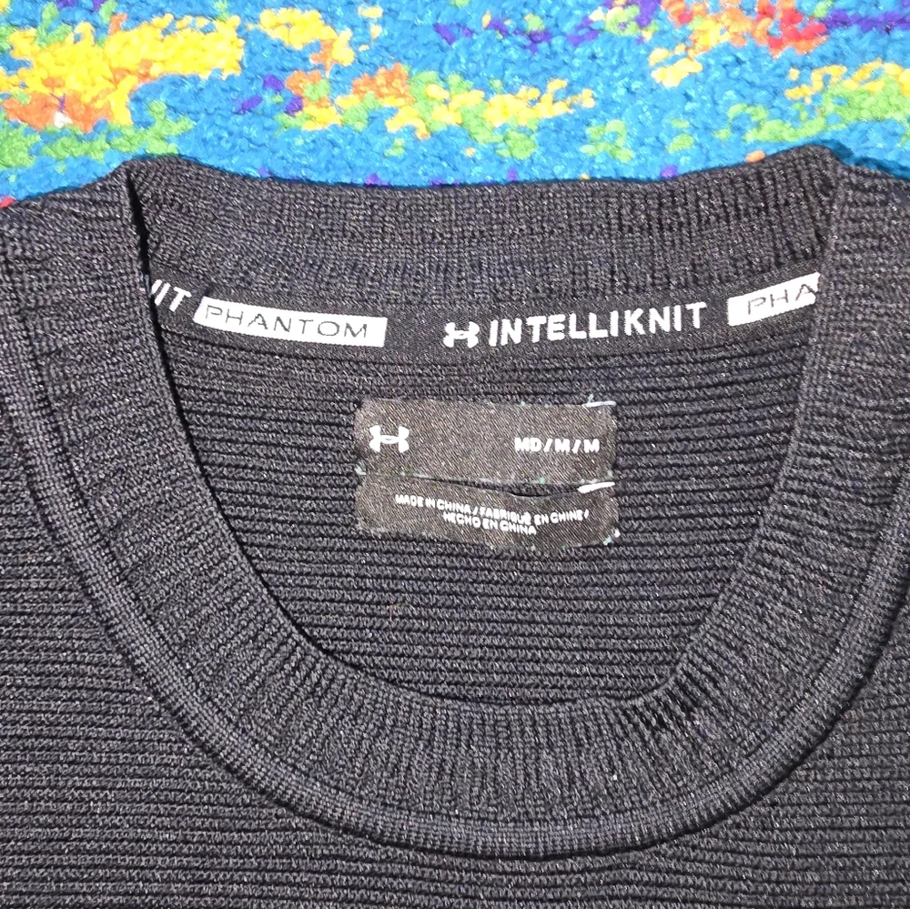 Under Armour intelliknit phantom Women's Black Sweater‎ size MD coldgear